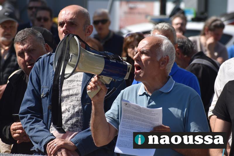 Στο πλευρό των απολυμένων εργατών της Βαρβαρέσος τα σωματεία συνταξιούχων ΙΚΑ και ΟΑΕΕ