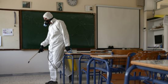 Κλειστά σχολεία στον δήμο Νάουσας κορονοϊού-Η λίστα με τα τμήματα και τα σχολεία 