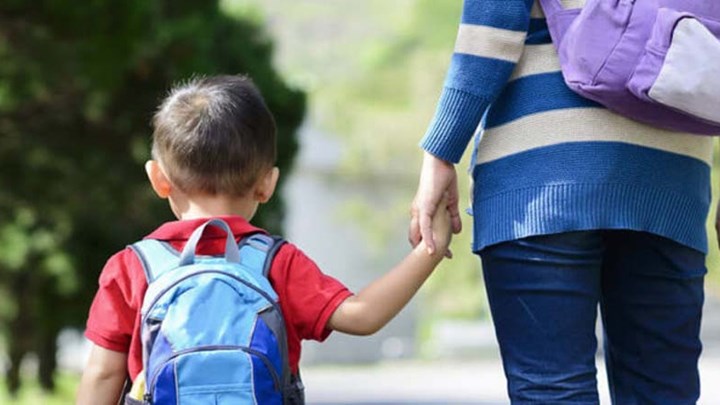 Τι ισχύει για την άδεια σχολικής παρακολούθησης-Ποιοι γονείς δικαιούνται