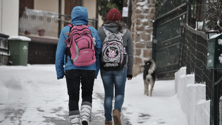 Κλειστά όλα τα σχολεία και οι παιδικοί σταθμοί του Δήμου Νάουσας λόγω χιονοπτώσεων και χαμηλών θερμοκρασιών