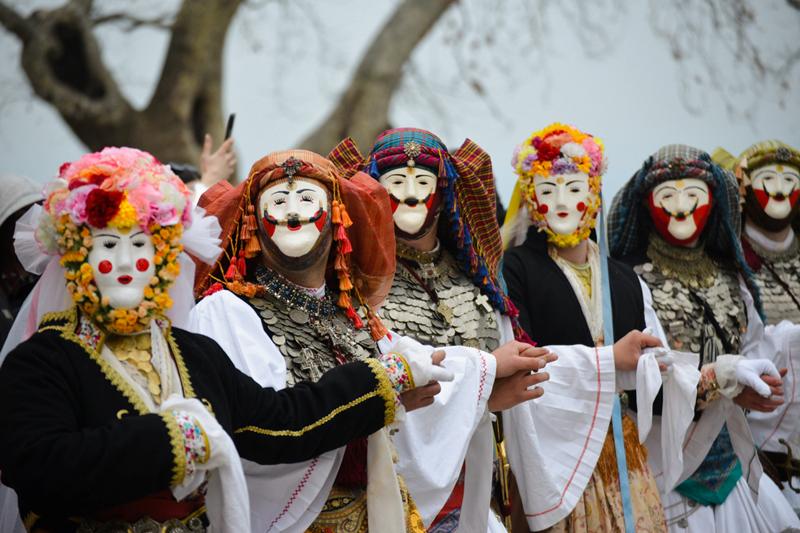 Ξεκινά την Κυριακή 15 Φεβρουαρίου 2026 το μοναδικό δρώμενο «Γενίτσαροι και Μπούλες» – Η καρδιά της Ναουσαίικης Αποκριάς χτυπά ξανά