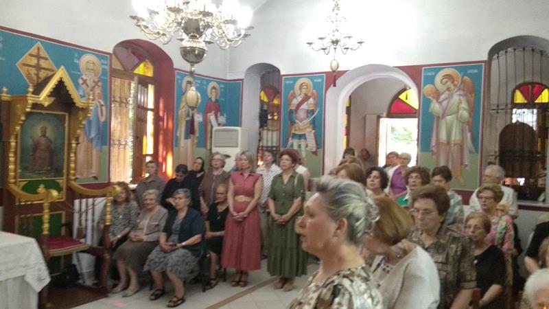 Θεία Λειτουργία στο εξωκκλήσι του Αγίου Νικολάου Νάουσας με πρωτοβουλία της Αγαθοεργού Αδελφότητας Κυριών Νάουσας