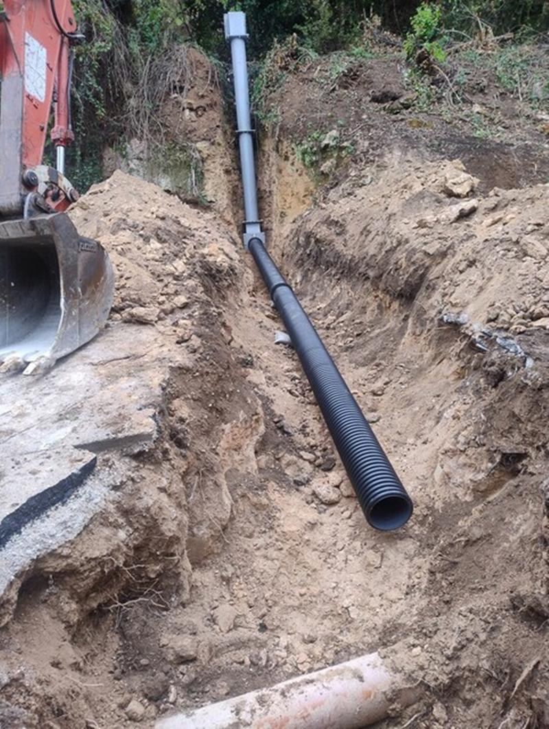 ΔΕΥΑΝ: Περιοχή 'ΚΑΤΩ ΣΦΑΓΕΙΑ'-Έργο: Αποκατάσταση αγωγού απορροής ομβρίων