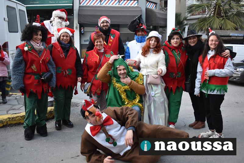 Νότες Χριστουγέννων από τους Φίλους Καρναβαλιού Νάουσας στην «Γιορτή των Ξωτικών» 