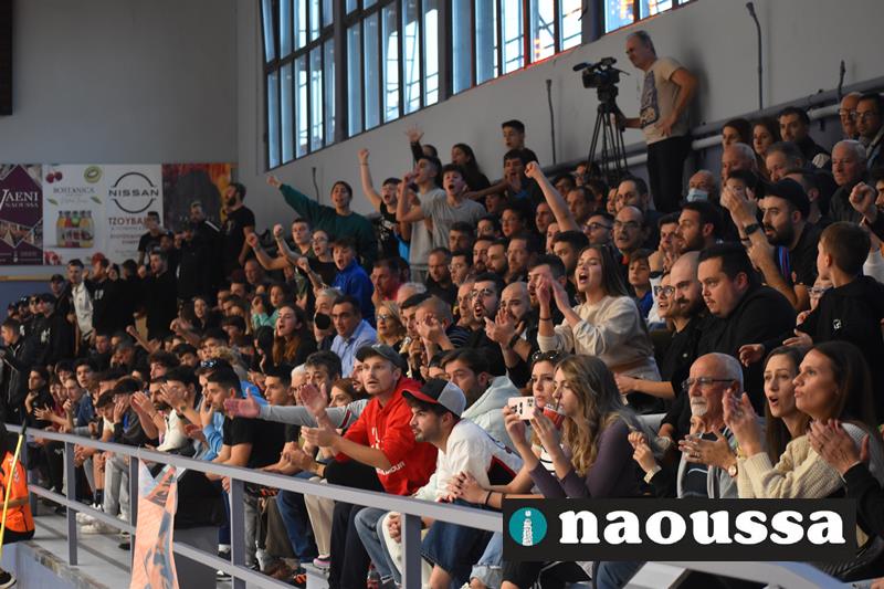 Δυναμική η παρουσία του κόσμου στον αγώνα handball του Ζαφειράκη με τον ΠΑΟΚ (φωτορεπορτάζ) 