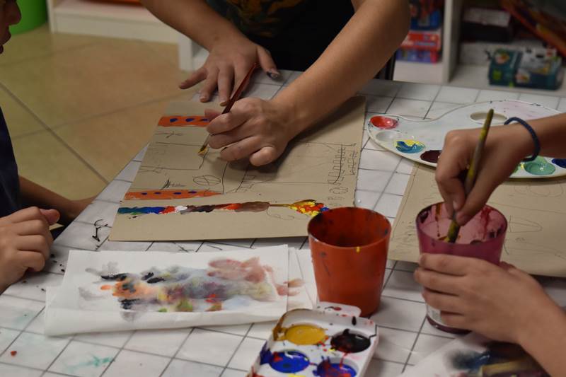 ΚΔΑΠ Bee Happy Νάουσας: Δημιουργία, έκφραση και φαντασία σε κάθε πινελιά