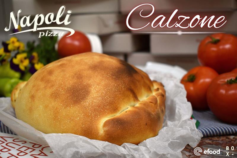 Απολαυστικά Calzone από την pizza Napoli 