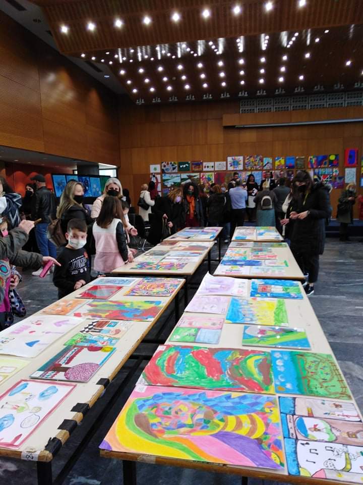 Οι πίνακες ζωγραφικής του ΚΔΑΠ-ΜΕΑ Νάουσας  στην έκθεση ζωγραφικής της ΕΕΠΑΑ για την Παγκόσμια Ημέρα Ευαισθητοποίησης για τον Αυτισμό