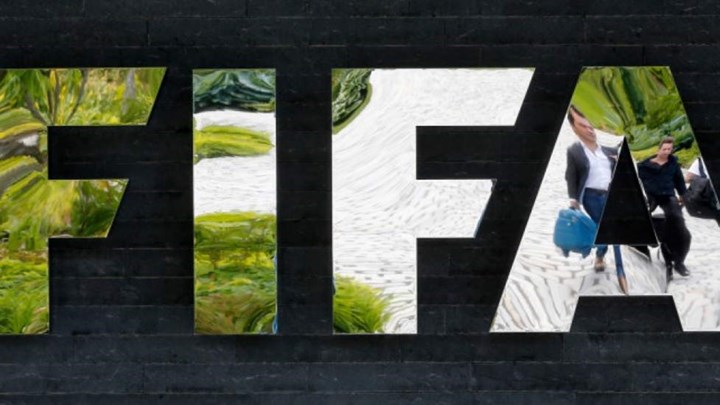 Κορονοϊός: Ριζικές αλλαγές σκέφτεται η FIFA - Τι εξετάζει για τις μεταγραφές
