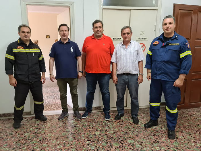 Επίσκεψη Δημάρχου Νικόλα Καρανικόλα στην Πυροσβεστική Υπηρεσία Νάουσας
