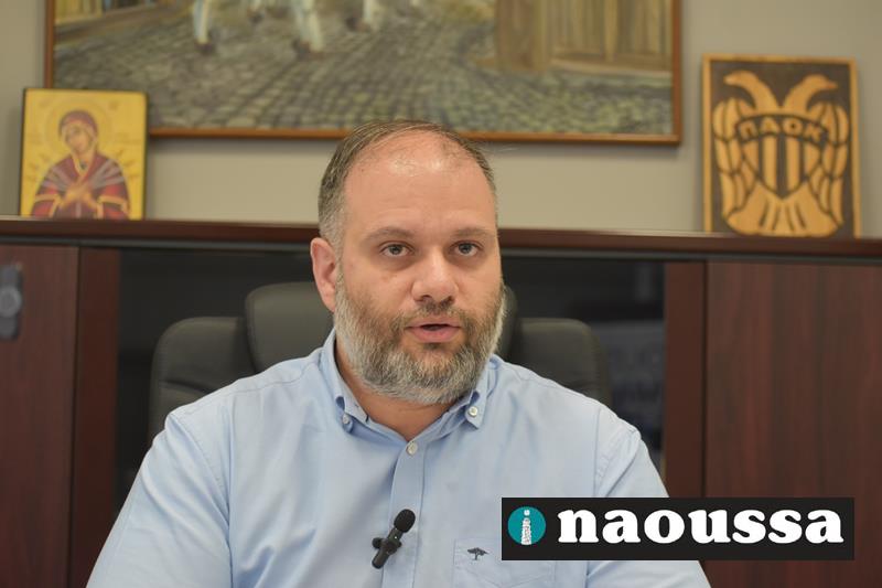 Δήμαρχος Νάουσας: «Το πρόβλημα τους είναι ο Κουτσογιάννης αλλά η συμπεριφορά τους είναι καταστροφική για τον τόπο» (video)