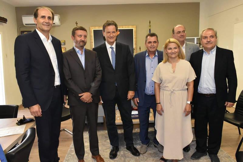 Κρίσιμα τοπικά ζητήματα της Ημαθίας έθεσε ο Κώστας Καλαϊτζίδης στο κλιμάκιο της κυβέρνησης και της ΝΔ που επισκέφθηκε της Ημαθίας
