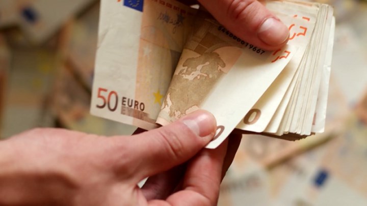 Μπόνους 300 ευρώ από τη ΔΥΠΑ: Ποιοι πληρώνονται σήμερα