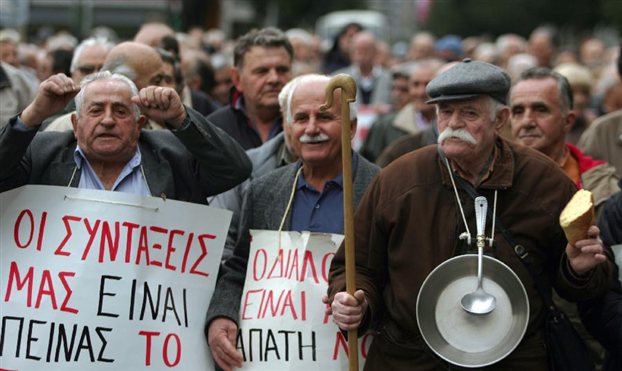 Περιφερειακή σύσκεψη συνταξιούχων με θέμα τα προβλήματα των συνταξιούχων λόγω των υγειονομικών μέτρων ασφαλείας στη Νάουσα 