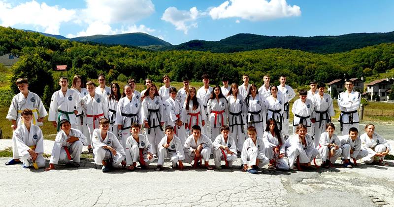 NAOUSSA TAEKWON-DO: ΠΡΟΠΟΝΗΤΙΚΟ ΚΑΜΠ ΠΡΟΕΤΟΙΜΑΣΙΑΣ ΣΤΟ ΠΑΝΕΜΟΡΦΟ ΤΟΠΙΟ ΤΟΥ ΑΓΙΟΥ ΠΑΥΛΟΥ