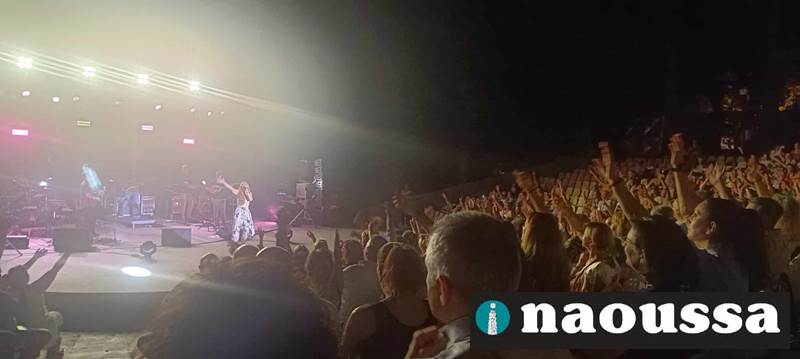 Μια μαγική μουσική βραδιά με τη Ρένα Μόρφη στο Θερινό Δημοτικό Θέατρο Νάουσας