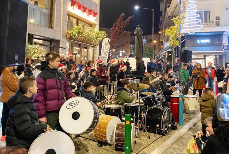 Παράδοση και μουσική σύμπραξη στο κέντρο της Νάουσας