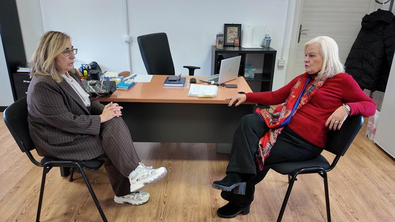 Επισκέψεις της Βουλευτή Ημαθίας Στέλλας Αραμπατζή στις μεταναστευτικές δομές Βεροίας (Βαρβάρες) και Αλεξάνδρειας