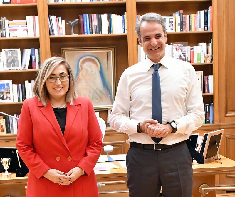 Συνάντηση εργασίας της Βουλευτή Ημαθίας Στέλλας Αραμπατζή με τον Πρωθυπουργό Κυριάκο Μητσοτάκη