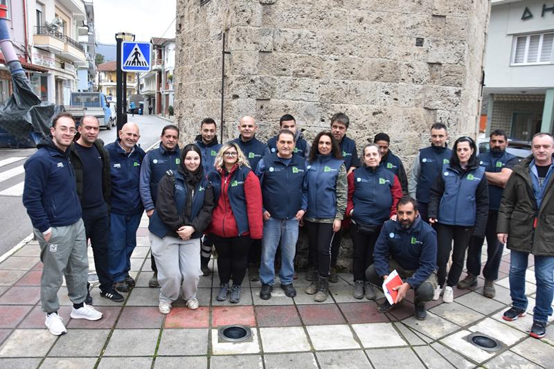 Δωρεά αμάνικων μπουφάν εργασίας στους υπαλλήλους Πρασίνου του Δήμου Ηρωικής Πόλεως Νάουσας