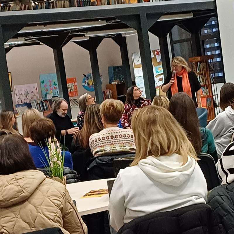 Παρουσίαση του βιβλίου «Αστέρια» στη Δημοτική Βιβλιοθήκη Νάουσας