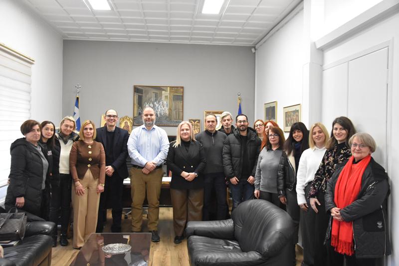  Υποδοχή νέων υπαλλήλων κοινωνικών δομών από τον Δήμαρχο Νάουσας