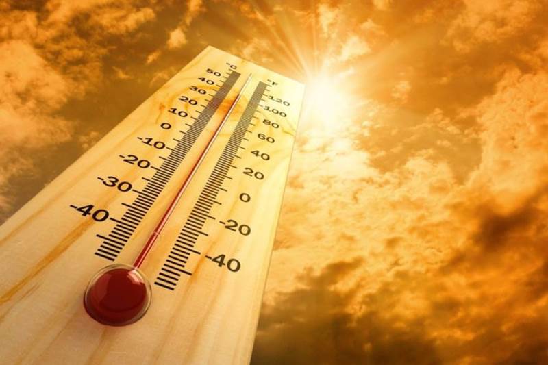Ενημέρωση για τον καύσωνα από τον δήμο Νάουσας 